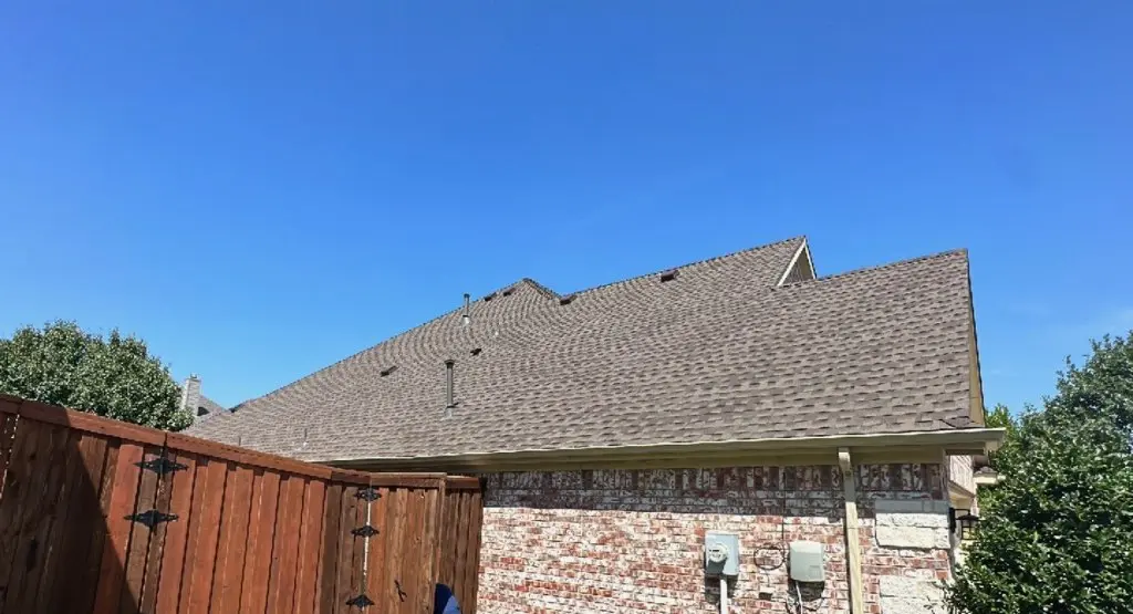 Completed roof replacement project in El Dorado